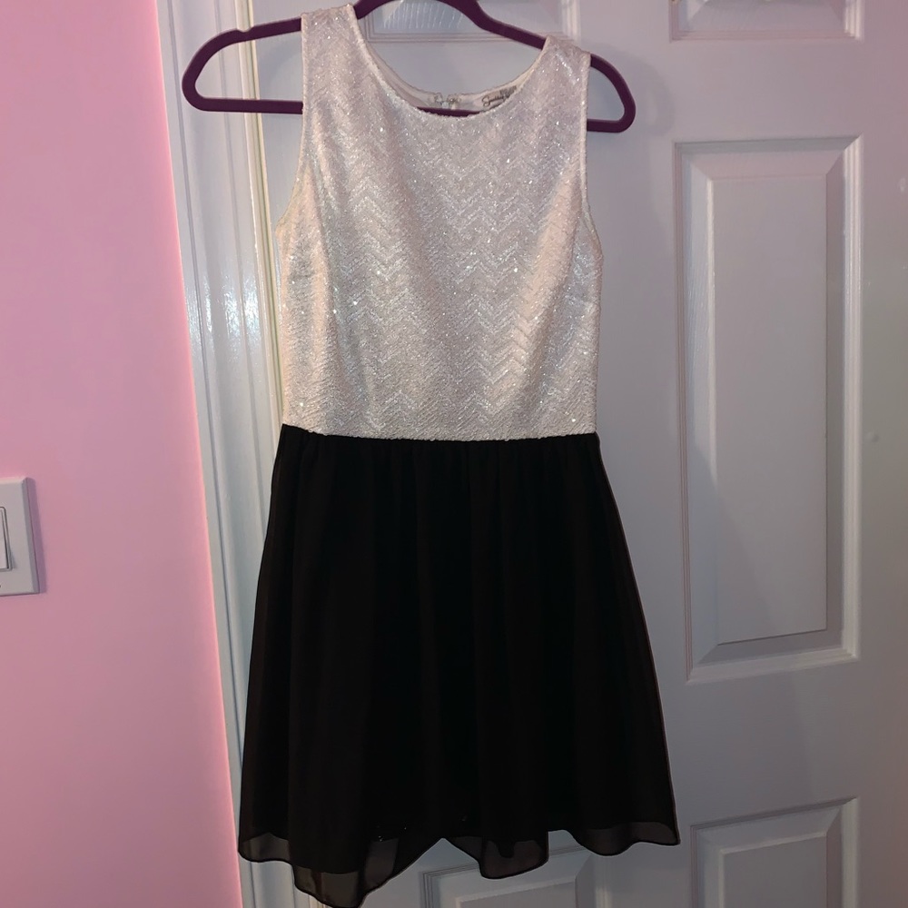Kids short party dress